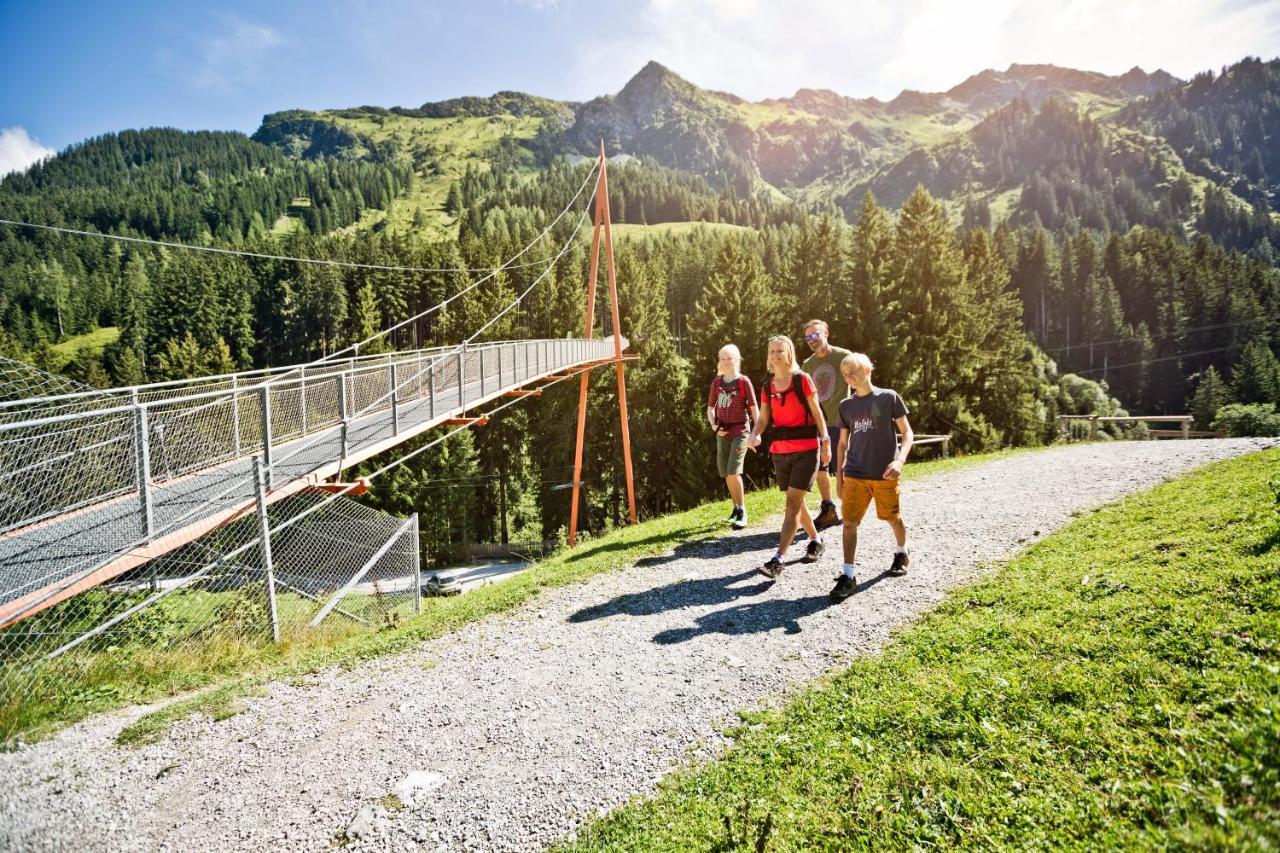 Alpenparks Apartment & Ferienresort Rehrenberg Viehhofen Exterior foto